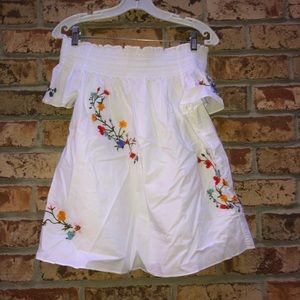 Off the shoulder embroidered Tory Burch shirt